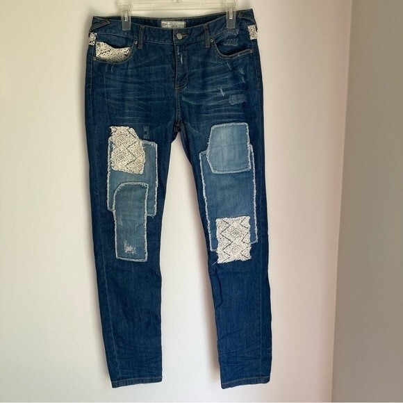 Free People Women’s Patchwork Crochet Haynes jeans size 30. EUC - Picture 4 of 12